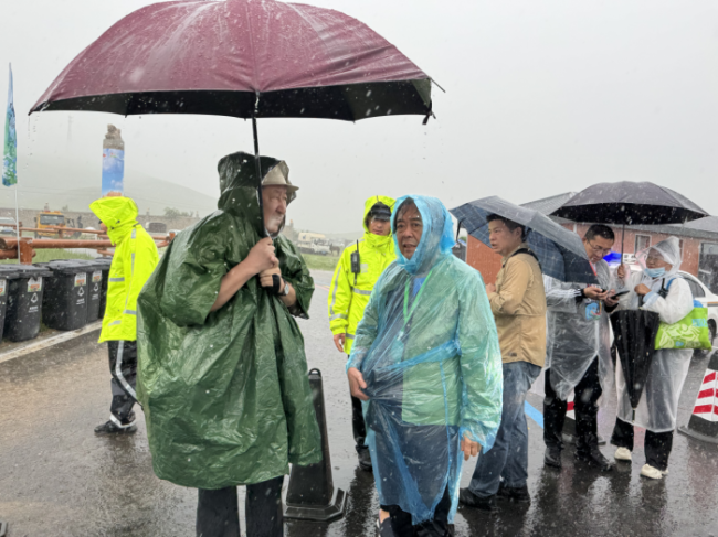 “走遍中国”写生行径:风雨无阻,共赴那达慕嘉会之约